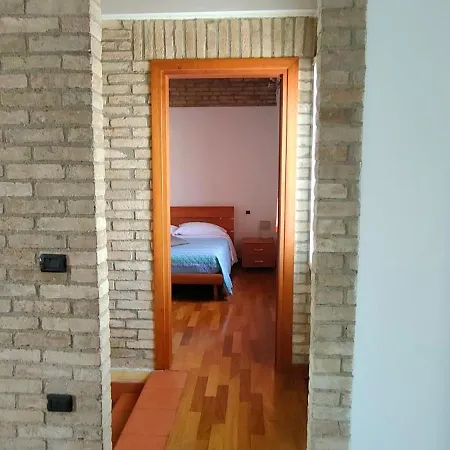 Urban 34 *